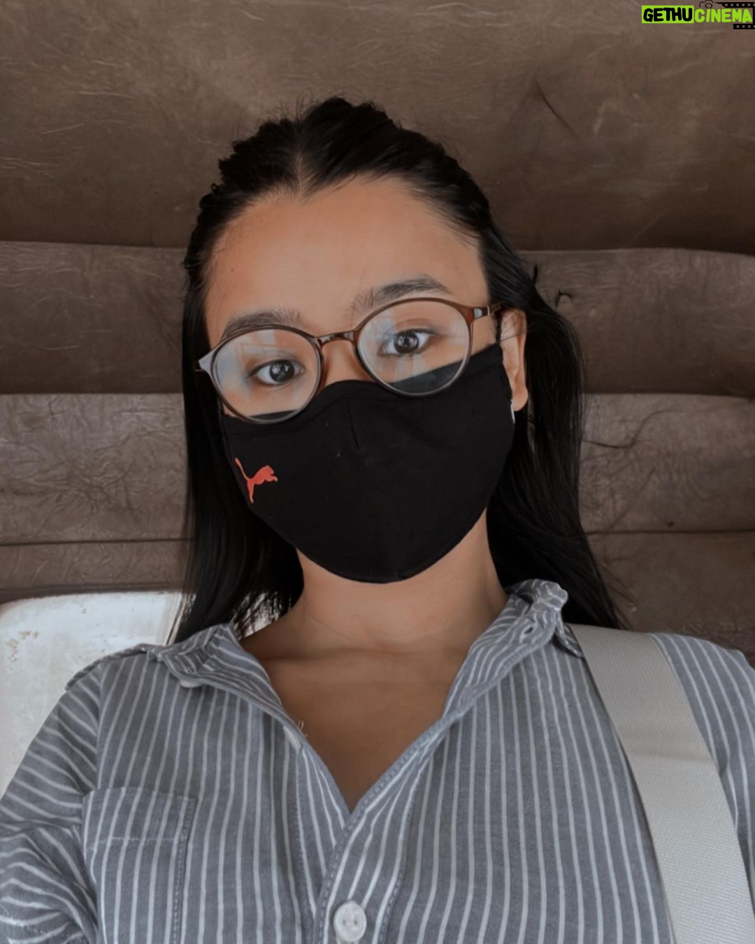 Celesti Bairagey Instagram - 🐼🤍 Mumbai - मुंबई