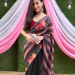 Celesti Bairagey Instagram - Dream Big. Be grateful. Give love. Laugh lots❤️ Saree from @classy_uniquegirlscollection19 Earings from @rushi.jewellery #rajjo Mumbai - मुंबई