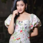 Celesti Bairagey Instagram - First #westernwear #transition with my favorite @kashishjain613 ❤️ Shot by @udfilmsandphoto ❤️ Wearing kurta by @blush_and_stuff_store #makeupartist #makeup #makeuplover #wakeupandmakeup #makeuplook
