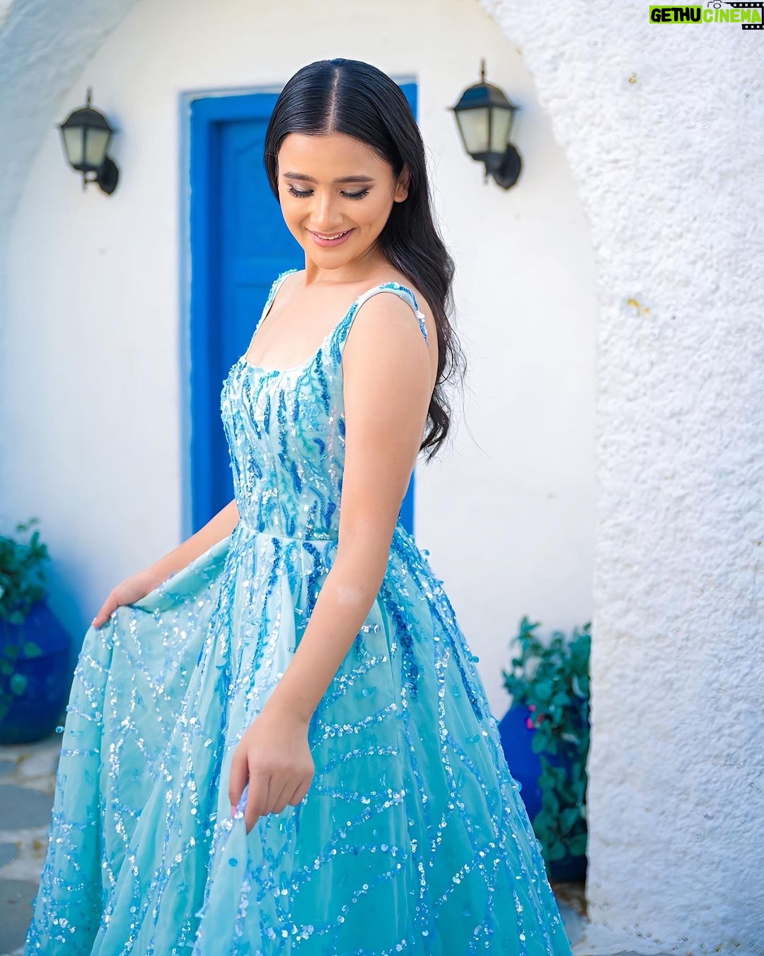 Celesti Bairagey Instagram - 💙💙💙 In Frame :- @celesti.bairagey . Shoot Concept & Look Designed By:- @nehaadhvikmahajan @bridalsbynam @imuseacademy . 💄MUA , Hair & Styling :- @nehaadhvikmahajan . 👗Outfit:- @nikhitatandon @reynutaandon . 📸:- @deepak_das_photography @kakali_das_photography . 📍Location:- @setsinthecity.in #celestibairagey #makeup #ootd #nehaadhvikmahajan #makeupbyme💄 #nammakeovers #bride #to #be #bridal #look #bridalmakeupartist #destinationweddingmakeupartist #weddingmakeup #hair #hairstyling #nammakeovers #bollywood #television #makeupartist #mumbai #traveller #all #over #the #globe