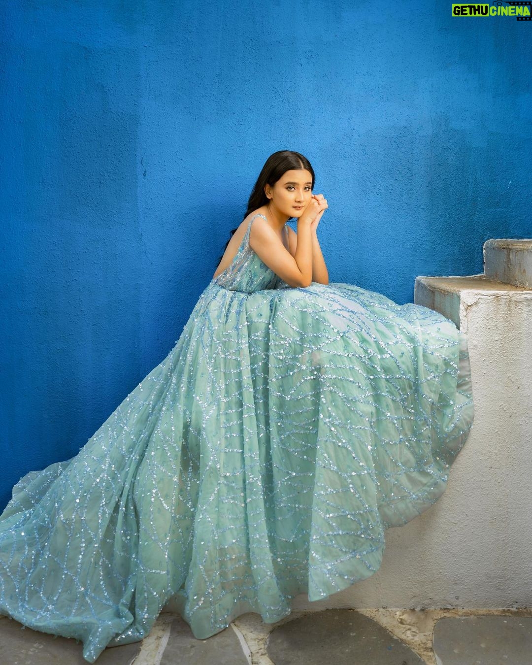 Celesti Bairagey Instagram - राजकुमारी🦋 Shoot concept and design @nehaadhvikmahajan Hair and makeup @nehaadhvikmahajan Shot by @kakali_das_photography @deepak_das_photography #makeupartist #makeupideas #makeuplover #makeuplook #makeuplooks