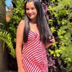 Celesti Bairagey Instagram - Is it the perfect #sun or the #sweets or Cesh?❤️ Photo and video credits @miti_gandhi_99 ❤️ #dayout #sunkissed Radisson Mumbai Goregaon