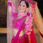 Celesti Bairagey Instagram – #jaishreekrishna #radheradhe
Another beautiful #transition with @kashishjain613 š¤
Shot by @udfilmsandphoto
Outfit by @amrutsurat
#makeupartist #makeupideas #indianwear #makeuptransformation #makeuplover #janmashtami