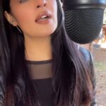 Celina Jaitly Instagram - Here’s an afro remix of Falak Shabbir’s Ijazat sung by the amazing NO ENTRY star @celinajaitlyofficial This is the first time she has done a cover of a song, let us know what you think in the comments! And here’s what Celina has to say about the story behind this cover - ‘On my birthday today I want to fulfill one of my late mom’s last few wishes and return to singing with this beautiful COVER of the cross border sensation “IJAZAT” (By the fantastic Falak Shabir).’ @falakshabir1 #CelinaJaitly #CelinaJaitley #Ijazat #cover #bollywood #music #trending #afro #missindia #missuniverse