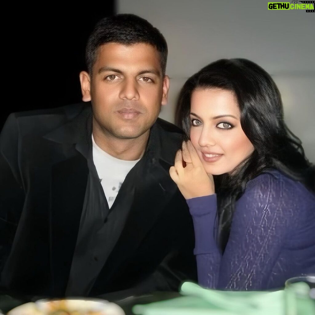 Celina Jaitly Instagram - Mere BrownMunde te birthday vich mein onu lakh lakh vaddhaiya ditiya … I guess we will never find out how Ross and Monica remained for the rest of their lives but the Indian version had the best times always and dad is probably still figuring out which one of us was responsible for devastating his officers Mess bills and also who broke the gearbox of his car 🤣 Happy Birthday baby brother… #armybrats #faujikids #celinajaitly #celinajaitley #brothersister #bollywood #missindia #missuniverso