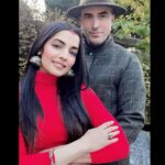 Celina Jaitly Instagram - In 5 degrees freezing autumn #austrian temperatures our #karwachauth was a sweet fusion of Indo European charm for @haag.peter & Peter Pyaari. As an Indian woman married to an Austrian man I can definitely say one thing for sure… Marriages are made in heaven ( so is thunder and lightning 😋) and it is up to us then to work upon them. Love is not just looking at each other, it’s looking in the same direction. Here’s wishing all couples irrespective of their gender and orientation a very happy Karwachauth. Wishing you all love , good health and togetherness… Love always Peter & Peter Pyaari. वीरा कुड़िए करवड़ा, सर्व सुहागन करवड़ा, ए कटी न अटेरीं न, खुंब चरखड़ा फेरीं ना, ग्वांड पैर पाईं ना, सुई च धागा फेरीं ना, रुठड़ा मनाईं ना, सुतड़ा जगाईं ना, बहन प्यारी वीरां, चंद चढ़े ते पानी पीना, लै वीरां कुडि़ए करवड़ा, लै सर्व सुहागिन करवड़ा। #celinajaitley #celinajaitly #festivalsofindia #internationalcouple #mixedcouple #bollywood #missindia #missuniverso 🪬🧿🪬