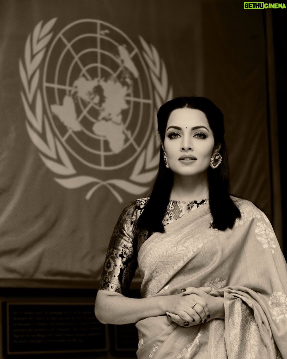 Celina Jaitly Instagram - FOR THE CHILDREN OF PALESTINE 🇵🇸 My soldier father always taught me “Speak up… Even if your voice shakes !!” I am not shaking out of fear… I shake with immense pain, grief, anger & mental distress as each day unfolds in #palestine More than 10,000 children have died as we went about our daily lives since October. The remaining are maimed, orphaned, displaced and starving. Why are the civilians and children of #palastine being collectively eliminated for the actions of Hamas ? Where is international diplomacy? Where are the world leaders ? Who will stand for the millions being bombed and deprived even from aid ? While I condemn October 7th attacks on Israeli civilians I protest vehemently against the flattening of an entire country, its civilians, thousands of children and cutting out aid for the same as a response. This seems to have become more of a political gain campaign for the Israeli leaders. Their actions will forever taint the real values of Judaism. An eye for an eye will leave the entire world blind. I urge the world leaders to come together. The guns MUST be silenced !!! Ultimately it “is” going to boil down to a dialogue, must it be had on the graves of all the children of Palestine? #gaza #celinajaitly #palestine #heartbreak #celinajaitley #stopthewar #stopthewaste #stopkillingchildren #bollywood #indianactress #missindia #missuniverso #stopthewar #stopthewaronchildren @unicef @unitednations @unitednationshumanrights @free.equal @belalkh