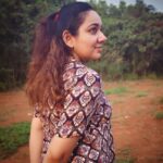 Chandra Lakshman Instagram – The evening hue ✨

Pic courtesy @tosh.christy Kunnamkulam