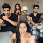 Chestha Bhagat Instagram – Made all of them dance at 7am 😂 Weekend mode on with your fav gang! #TemptationIslandIndia DO THIS WITH YOUR GANG AND TAG US! We’ll reshare! ❤️ 
DC: @nidhikumardance #DanceWNids

@aryannarora @zensajnani @aerreo @cheshtabhagat ✨