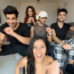 Chestha Bhagat Instagram - Made all of them dance at 7am 😂 Weekend mode on with your fav gang! #TemptationIslandIndia DO THIS WITH YOUR GANG AND TAG US! We’ll reshare! ❤️ DC: @nidhikumardance #DanceWNids @aryannarora @zensajnani @aerreo @cheshtabhagat ✨