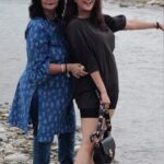 Chestha Bhagat Instagram - Thankyou for everything mommyyyy @sangeetabhagatt I love you ❤️🧿