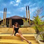 Chestha Bhagat Instagram - Waiting for the sunset.. Sitting in sunrise.
