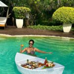 Chestha Bhagat Instagram - Be a mermaid 🧜‍♀️ @adaaranmeedhupparu @adaaranresorts @adaaranprestigewatervillas @planmyleisure Adaaran Select Meedhupparu - Maldives