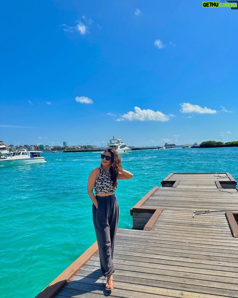 Chestha Bhagat Instagram - Maldives it is 🏝️👙🌊 @planmyleisure #planmyleisure Maldives Airports