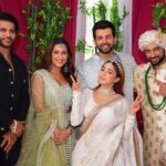 Chestha Bhagat Instagram - Making memories ❤️ Keep watching HUM rahe na rahe hum on @sonytvofficial at 9pm monday to Friday. 📸 @lila_mani1221 @ijaybhanushali @tinadatta @karanvirbohra @mohit.duseja @aabhaasmehta @sktorigins @rahultewary @g3gill @swastikproductions