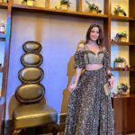 Chestha Bhagat Instagram - May your heart glow as bright as the Diyas this Diwali. HAPPY DIWALI 🪔 Styling: @shreeyamongia @stylbyshreeyamongia Outfit: @expressionistbyjaspreet Jewels: @suhana_art_and_jewels