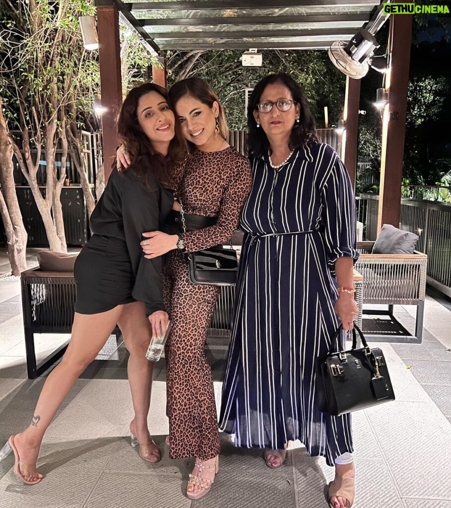 Chestha Bhagat Instagram - An year older and wiser ❤️. #onlylove Thank you everyone for all your warm wishes and blessings on my special day. #latebirthdaypost