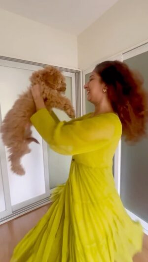 Chestha Bhagat Instagram - Kya kare pyaar bhut hai 🥰❤️