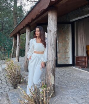 Chestha Bhagat Instagram - A grateful heart sees many blessings ❤️🧿🦋
 
📍  @seclude.in