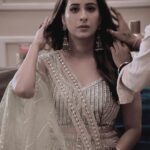 Chestha Bhagat Instagram - नज़र जो तेरी लागी मैं दीवानी हो गई 📸 @lila_mani1221