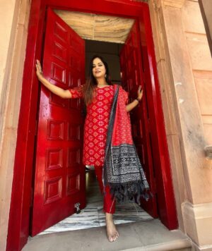 Chhandita Padhi Instagram - Only going places that spark joy…
Vanaras diary…..