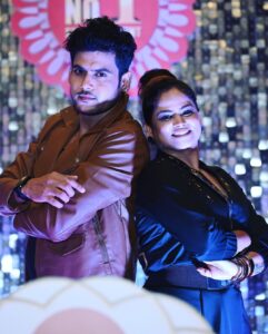 Chhandita Padhi Instagram - not a regular mom….☺️ I'm a cool mom….🤟🏻