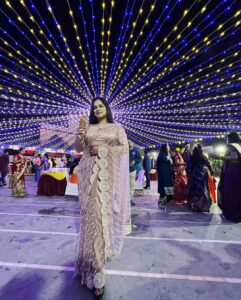 Chhandita Padhi Instagram - Radiating positivity from the inside out…🎇