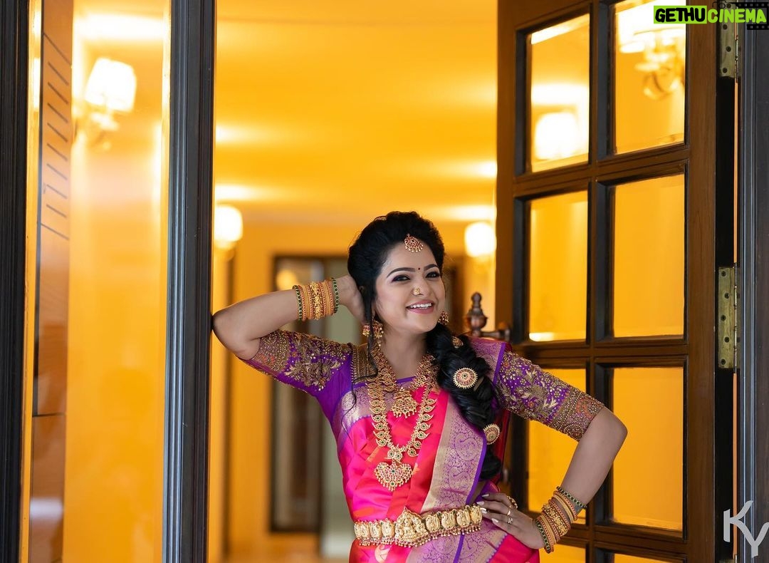 Chitra Instagram - MUA @lavanyaeuginebridalmakeup Saree by @swathisonline Blouse by #savinidii Jwell by @new_ideas_fashions