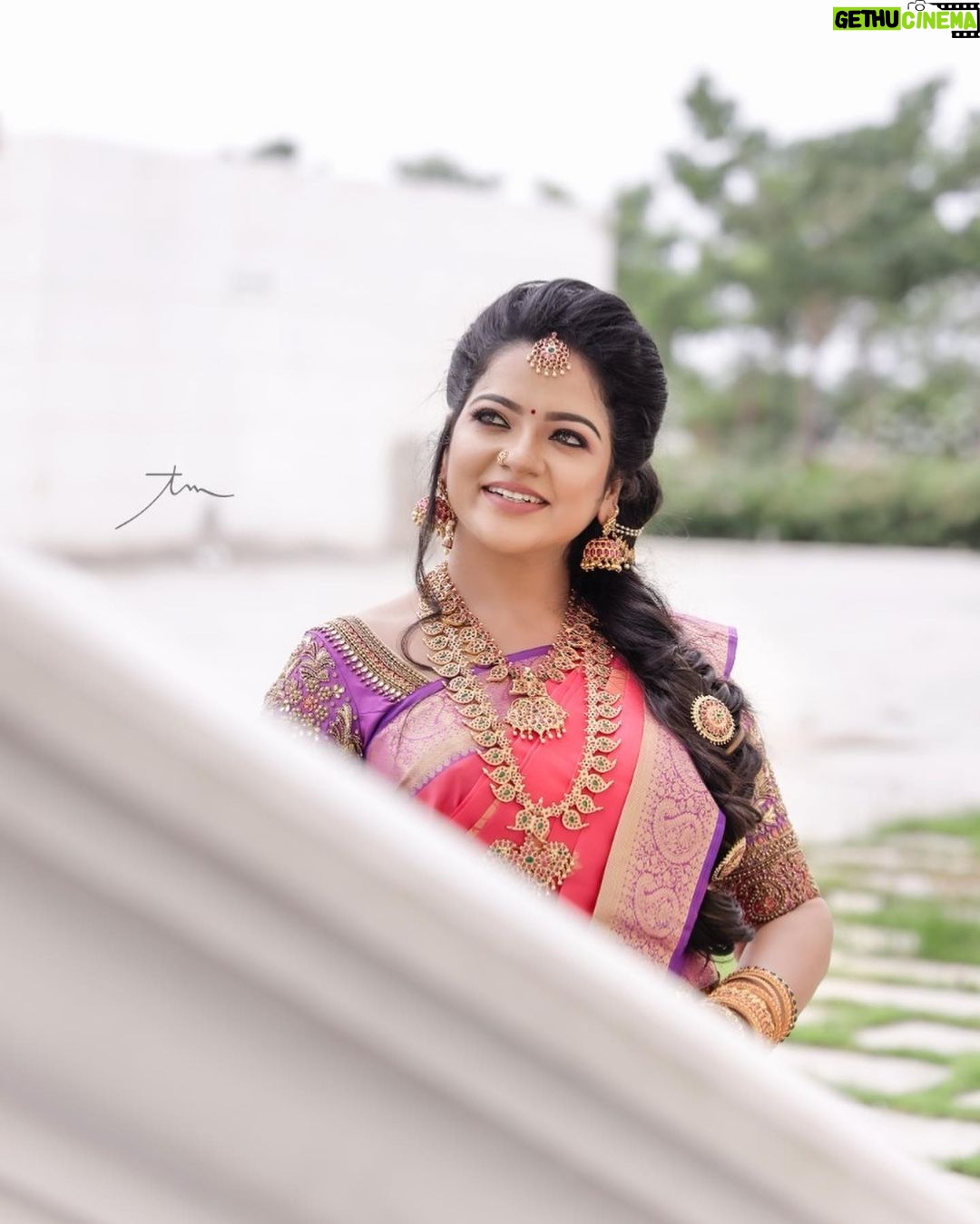 Chitra Instagram - MUA @lavanyaeuginebridalmakeup Photography @thatmadraskaran Saree by @swathisonline Blouse by #savinidii Jwell by @new_ideas_fashions