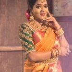 Chitra Instagram - @mxtakatak @ehaproductionz 😍🥰😍 Mua : @laavi_me @lavanya_makeupartist Photography : @artsystudios.india Outfits : @mabia_mb @bollinenisilks Organised : @wedding.destination.chennai Jewellery : @wowbridaljewel