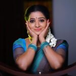 Chitra Instagram - “With the new day comes new strength and new thoughts.”😍🥰😍 Saree by @yaalaboutique Blouse by @as_ladies_stitch