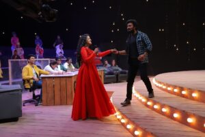Chitra Instagram - Watch KPY season 9 only on Vijay tv 😍🥰
Thank u @thomson_1982 😍 for inviting me 😍
Photography @poovarasanphotography 
Costume by @zaraglamzfit