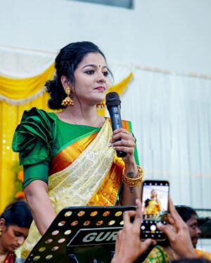 Chitra Instagram - Event tym @ erode 

Pro and Photography @solamedia_starz
Saree @valarweddingsarees 
Blouse @zaraglamzfit 
MUA @makeupartistkalai