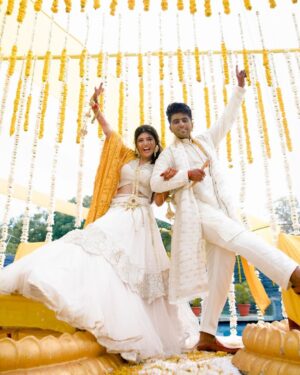 Chitra Shukla Instagram - 💛 Vaibhav Chitra ki haldi 💛
Our #haldiceremony

 #vcwedding #chitrashukla #vaibhavupadhyay #vc 

@realsupercop @chitrashuklaofficial