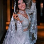 Chitra Shukla Instagram - My joyous full scale smile during wedding😃 #bigsmile #fullsmile with many little laughs. #mua @sonichawla_makeovers @neume_salons 📸 @weddingbellsphotography #indore #weddingday @wedmegood @weddingsutra @wedding_vibez76 @weddingz.in @weddingbazaarofficial @taneira_weddings @witty_wedding @weddingdecorindia @weddingwireindia @theweddingstory_official @weddingbellsphotography @wedding_pictures_photo_ @weddingpicturesstudio @_wedding_pictures__ @wedding_picture_perfect @weddingpic.in @weddingpic.ir @weddingpic @theweddingpictures_ @weddingpixelfocus @wedphoto