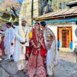 Chitra Shukla Instagram - 08/12/2023 Mere Yaar ki Shaadi Hain…. Cant believe you got Married Ch And I actually witnessed your wedding and played the role i have played all my life for you Main hu toh tujhe fir aur kya chahiye 🤪 I wish you all more Love Happiness Peace eace with this new beginnings in Life I want to see you happier and really proud of the way you handled it all so far I loveeeeeeee You and am there for you the way i have always been 🫂 शिव पार्वती विवाह स्थली श्री त्रियुगीनारायण