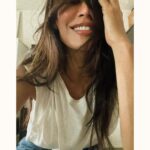 Chitrangada Singh Instagram - … on most days just a blue jeans n a white t shirt girl ! 😌 #feelingmyself