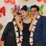 Cookies Swain Instagram – All about last night 💕

#weddinganniversary 🫰 Cuttack, Odisha