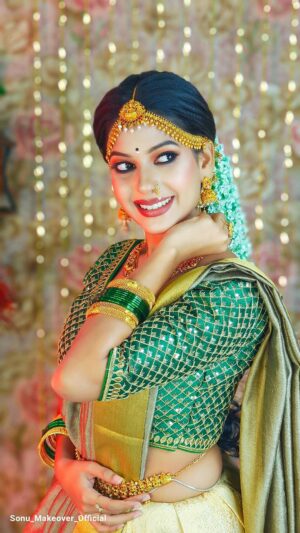 Cookies Swain Instagram - Telugu Sundari ✨💃🏻
MUA @sonu_makeover_official 
Inframe @cookies_swain 
Contact 9853928122

#telugusundari #viralreels #trending #viral