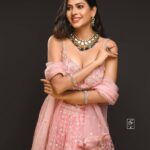 Cookies Swain Instagram - Shot for @eparisadashiv Agency @utkalupdates_officials @sushreesangeeta_11.11 Featuring @cookies_swain Make up @sibani_sibi Assist @pabitrabaidya.me @tanmaykumarsahoo Retouching @flashandstrokes Equipment used @nikonindiaofficial . . #jewellery #jewellerycampaign #editorialphotography #3pointlighting #nikonphotography #devimukharjee #devisgallery #keepcreatingkeepinspiring
