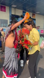 Cookies Swain Instagram - Hello Rourkela 😍 Thank you all for this heart warming welcome 🙏 Rourkela - Smart City