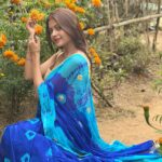 Cookies Swain Instagram – “The Marigold is a reminder that life is beautiful, even in its darkest moments.” 

Saree – My bestie @__rituparna__98 💙
P.c – @pratima.dolly30 😘