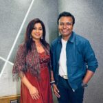 D. Imman Instagram – Glad to rope in Dear Friend,sis @shreyaghoshal for Director/Actor Parthiban’s next directorial venture!
Always magical recording your voice! God be with you and your family!
Can’t wait to share the song with you all!
Lyric by Radhakrishnan Parthiban!
A #DImmanMusical

Praise God!

@radhakrishnan_parthiban @shreyaghoshal @keerthanaparthiepan @akira_productions_