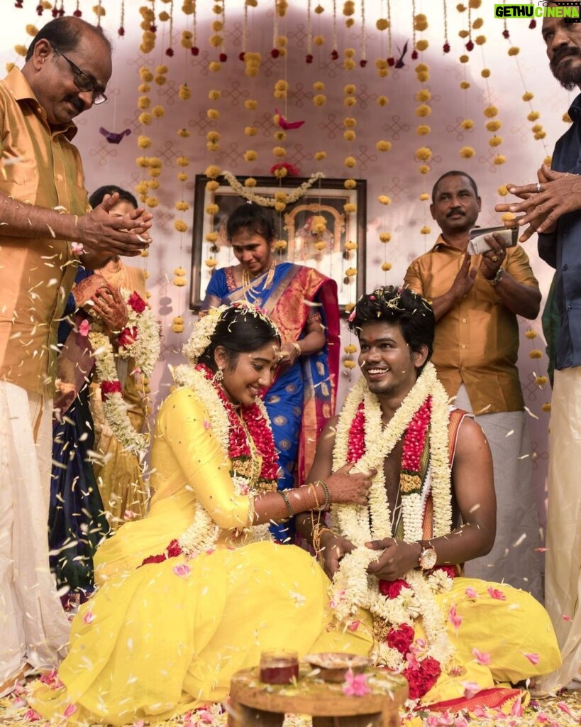 Deepika Venkatachalam Instagram - And then, this magic happened through the golden hour, amidst the sounds of our traditional nadaswaram and parai, with colourful ribbons flying all over us & the breeze causally hitting our faces! We knew we were being blessed by our favourite gods when we tied the knot whilst finding our homes in each other's eyes! :’) 🫶🏼 #RnD #RnDWedding #JustMarried #RVPxDeeps #OurFairyTale . 📸 @sakshi.ramakrishnan Decor @vizhamedai Makeup @snehamnj Styling @stylingbysamiha Jewellery @quillsspills