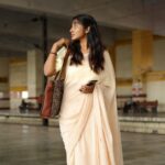 Deepika Venkatachalam Instagram – POV: A day in my life…(2/4)

Another day. Another place. Another emotion. 

Chennai and an MRTS journey is inseparable and I know what kind of an emotional rush it is to a lot of us living here. 
Though today’s fast moving life has been taken over by these Metros I’m still huge a sucker for these MRTS trains. They have a whole lot of aesthetic and beauty, right? 🥹

To avoid peak hour rush, I’ve mostly tried boarding the ladies compartment and been astonished at all those strong women whose eyes would be filled with dreams. 
Dreams to do big in their personal and professional life. 

I’ve even had small conversations with some women in those journeys to understand how hard they strive to manage time and energy to make a living for them and their family! 

To me, they all were super stars! 🔥

If you’ve ever taken a local train journey in Chennai and have had any heartwarming conversation with your fellow passenger, do let me know in comments! ⬇️ I’d be the happiest to know more stories 😍🥺

I opted to wear a simple solid cotton saree ( from @navgraha_creations ) for the day and paired it along with a nice big bag from @zoukonline that carried my whole world! Yes yes I carry everything from a pin to a plane! 🤣
.
#deepika #chennaiblogger #chennaiinfluencer #styling