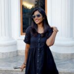 Deepika Venkatachalam Instagram - Is there a weekend without adorning yourself with BLACK? 🖤 If someone opens my wardrobe they'd figure of shades of 'Black' that I've bifurcated basis my mood and day! Yassss! That's how much I love the colour! 🖤 When @theputchi came up with this flawless Black Hakoba dress that has gathers, elasticated puff sleeves, wooden buttons running along the front and a sweetheart neckline, my eyes instantly fell over it and couldn't move away without making it mine! 🖤 Another weekend came by and I wore it for a brunch with my best friend! I realised how comfortable it was with pockets where I could stuff my keys & phone! I chose to let my hair down for the evening and paired it with my favourite yellow shoes and coolers. But a high pony and black is a combo that'd make you look drop dead gorgeous, isn't it? ( Pony ting ting nu aadum . Hehe ) I promise you'd get some kick-ass instagrammable pictures & you'd come back thank me for it! Oh wait, I have my closest friends who are walking around with a bump already and ready to deliver!! 🤰I'm going to gift this to them & I'm sure they'll love it during travels and while nursing their lil one. 👶 Does my #SisterFam have any Mom to be or New nursing mom's? I'm curious now!!! Come on come on! Let me know on the comments if you're one too!!!! 💭 ⬇️ . 📸 @thatmadraskaran . #deepika #chennaiblogger #chennaiinfluencer #styling #nursingfriendly #dress