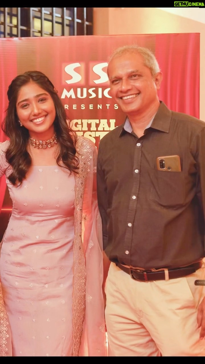 Deepika Venkatachalam Instagram - Makeover is a magic! Ft the magician @kabooki_mua 💕 And again came an important day of my life where I decided I’d get decked up by none other than my favourite and everyone’s favourite! Kaboo Akka, as I call her is more a sister and a friend than a makeup artist to me! I’ve always heard the saying, “You got to speak less and your work should speak more.” If I know someone whom this saying fits the best, it’s truly Kaboo Akka! The way her hands create a magic on anyone’s face is something that doesn’t come easily. She’s put in years of hardwork, stayed consistent and is extremely passionate to be where is she today! Master of the craft and I’m sure it’s certainly everyone’s dream to get their makeover done by her, the rockstar herself! When I was called for an award show, I had no second thoughts but right away called up akka and check if she’s free on the said date and when she said “Yes” my joy knew no bound! I’ve earlier been her demo model and fell so much in love with my own self and I was inquisitively looking forward that day as to when she would complete and I’d get to see how I looked! 😍 Tada, in no time she used her magic wand and got me ready and the minute I saw myself on the mirror, I was taken aback at how natural and how dressed up I looked! 😍 It was a perfect balance & more than me, it was my mom who was head over heels in love with the look! Even after the show was over, I headed back home only to realise I didn’t want to wash off my face cus it was so intact, beautiful and elegant to the point! Only someone who is a class at work, can bring a visualised natural look soo gracefully and ensure it stays put for any numbers of hours! 😍 So are there any to be brides reading this? If you’re a 2023 bride, then you should definitely reach out to the charming and classic Kabooki MUA for your big day and celebrate yourself above anything, cus you deserve it ❤️ And incidentally I realise it’s this sweetest person’s birthday today! We are both December babies btw hehe😉 Happiest birthday to this woman who is full of class, consistency and all the goodness defined on planet earth!!! 🫶 Hairstyling @kiki_makeupandhair 💕 #makeover #reels