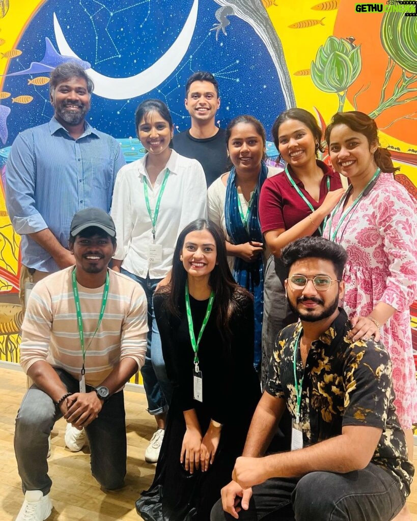Deepika Venkatachalam Instagram - 2023 has been a year full of surprises, dreams coming true and what not! :’) And our next goes like this..! A few days ago when we signed up for @monkentertainment x @youtubeindia session we never imagined for something like this, ever 🥺 Monk-E has brought us some brilliant opportunities and this tops it all. Trust me when I say a casual lunch turned into something so eventful like this! 🥺 WAIT . WHAT. ? Yes, we were called into the OG Meta office that was a dream building in real life and guess what happened next? Your girl "D" was asked by them to open her "Threads" account sitting right along with their top executives and it just took me 7 years back where a simple college girl opened her Instagram account casually to today! 🥹 Just living life's biggest dreams, personally & professionally because of you all. So if you’re reading this know that I love you, I’m so grateful 🫡 and I won’t take you for granted. ♥️ The whole experience has been extremely surreal and I am going to talk more and more about it in the coming days! Until then, stay tuned! Oh well, Hello from ‘D’/ Meta Creator @threads 🤩 hehe 🙈 . #Deepika #D #Meta #Metaoffice