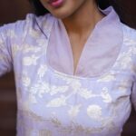Deepika Venkatachalam Instagram - #DiwaliwithD (4/10) A salwar set that radiates “English Lovesu” 🎶 ft @fiorebymalar_ ✨ A beautiful benarasi brocade kurta with a super cute neck pattern with elbow sleeves with Italian crepe pants with a head turning zari embroidered dupatta with zari border on all sides. Trust me, the dupatta is a show stealer😍 I was a little hesitant to try out a new neck pattern for this set, but malar akka was so sure about it. And after I saw the complete look of the outfit, I fell in love too! I mean who wouldn't la?🥹 The moment I wore the outfit, it made me think may be this is how Sitamahalakshmi / NoorJahan would have looked if she opted for salwars than sarees🙈 An outfit that radiates royalty!! ✨ @fiorebymalar_ has a lot of colour options for this outfit and you guys should definitely check it out! I wore this outfit for a very special day and I totally loved how I looked like a queen in her castle. More details about the special day will be revealed soon 😙 . 📸 @mukesh__dm . #DiwaliWithD #Deepika