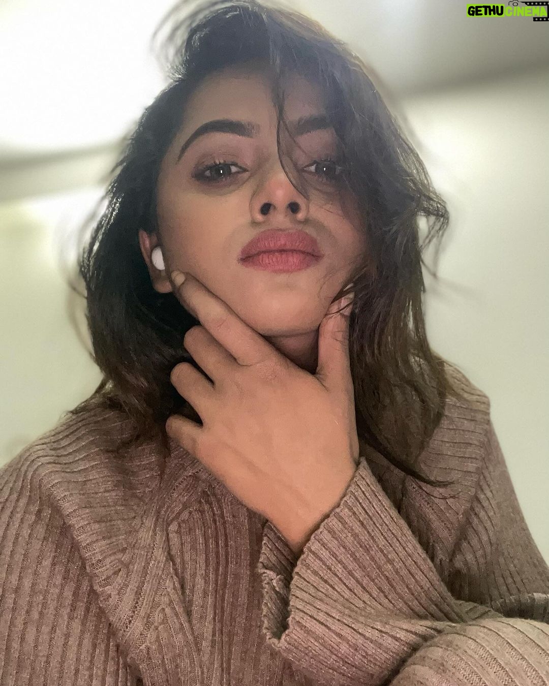 Delna Davis Instagram - The mood is Madras 💋